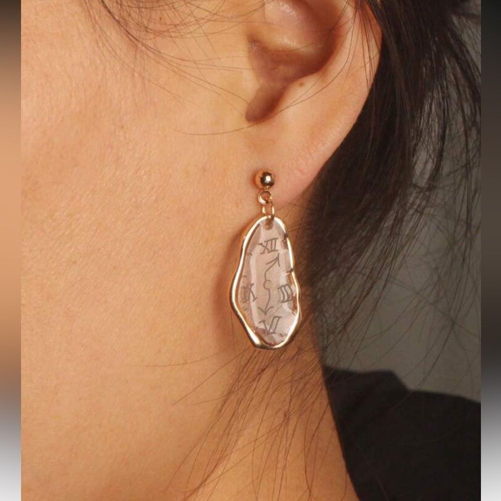 Gold Roman Numeral Earrings A1412 - Picture 2 of 4
